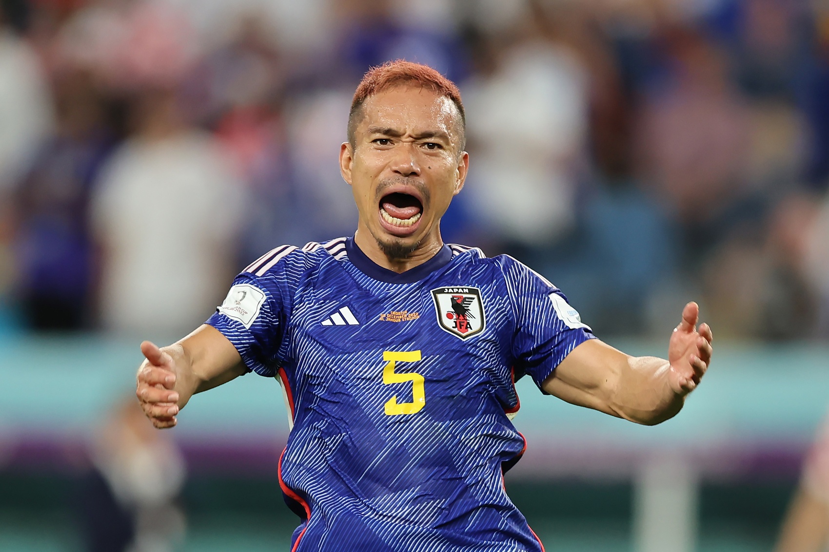 kaiyun-长友佑都以39岁8个月零20天的年龄，成日本队历史第2年长出场球员